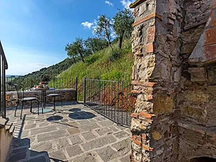 Immagine 14 di Rustico / casale in vendita  a Vecchiano