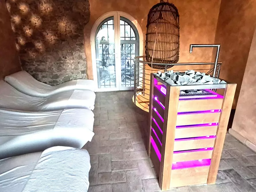 Immagine 23 di Rustico / casale in vendita  a Vecchiano