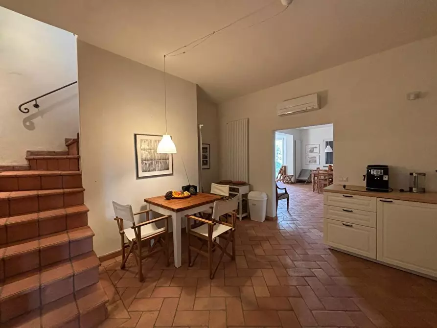 Immagine 38 di Villa in vendita  a Volterra