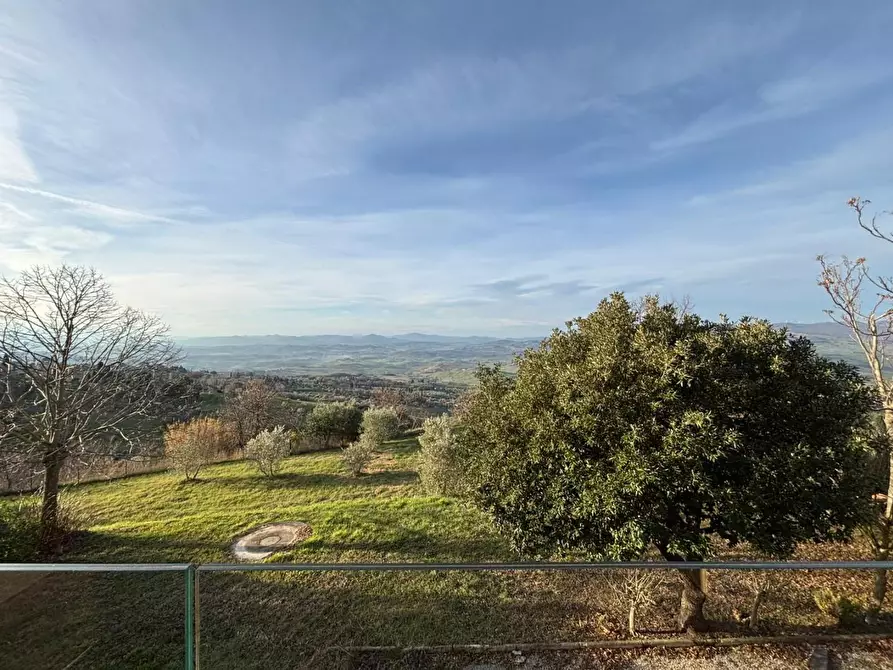 Immagine 24 di Villa in vendita  a Volterra