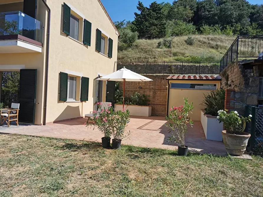 Immagine 5 di Villa in vendita  a Volterra