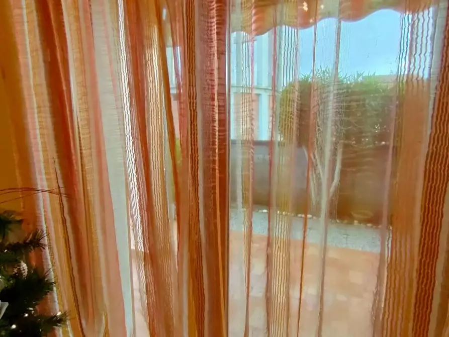 Immagine 11 di Villetta a schiera in vendita  a Calcinaia