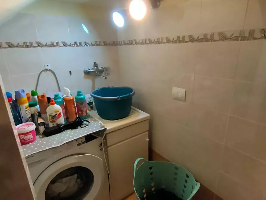 Immagine 28 di Villetta a schiera in vendita  a Calcinaia