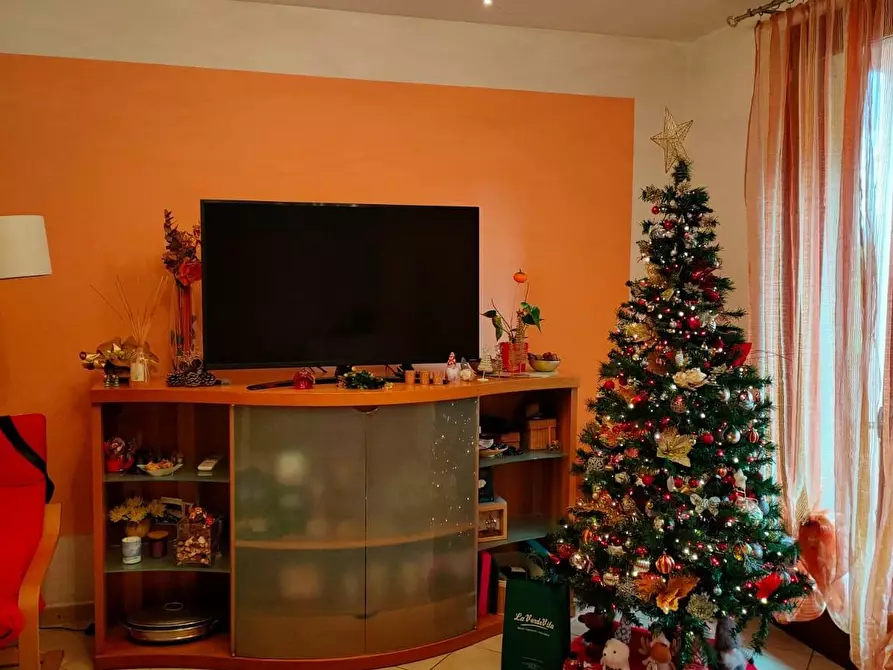 Immagine 5 di Villetta a schiera in vendita  a Calcinaia