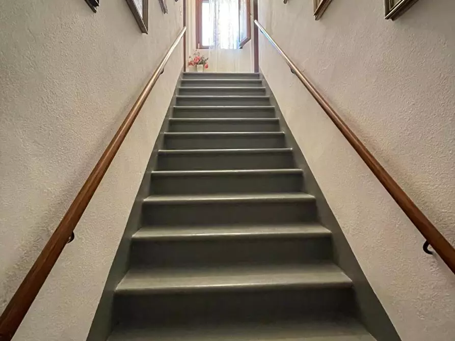 Immagine 11 di Casa indipendente in vendita  a Vicopisano