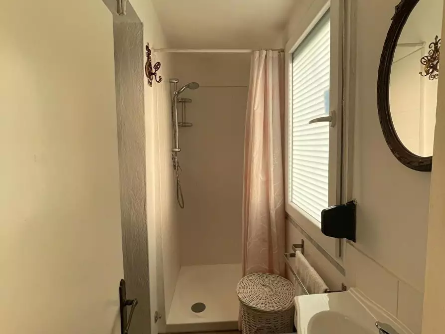 Immagine 28 di Casa indipendente in vendita  a Vicopisano