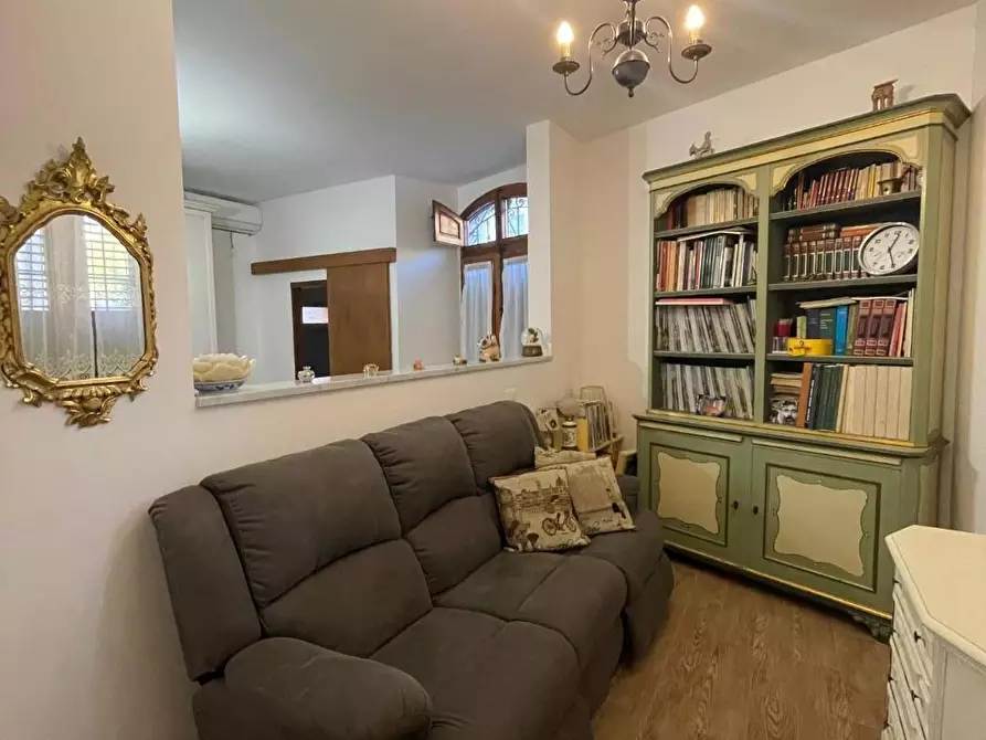 Immagine 12 di Casa indipendente in vendita  a Vicopisano