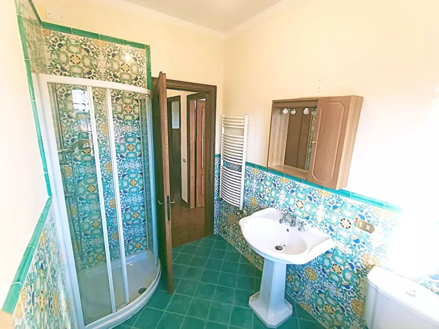 Immagine 12 di Casa quadrifamiliare in vendita  a Viareggio