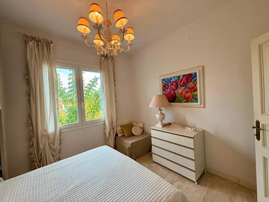 Immagine 6 di Casa bifamiliare in vendita  a Forte Dei Marmi