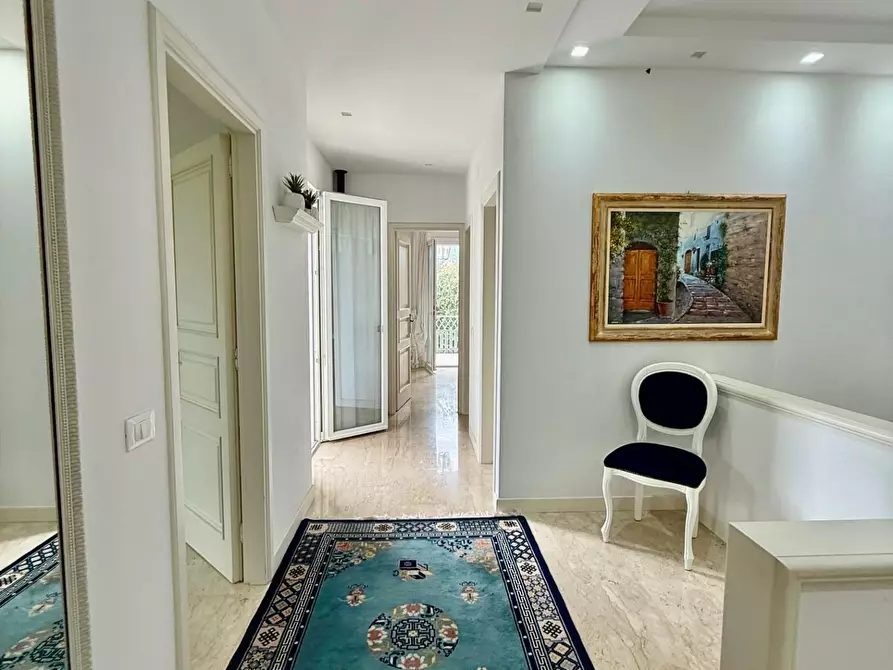 Immagine 7 di Casa bifamiliare in vendita  a Forte Dei Marmi