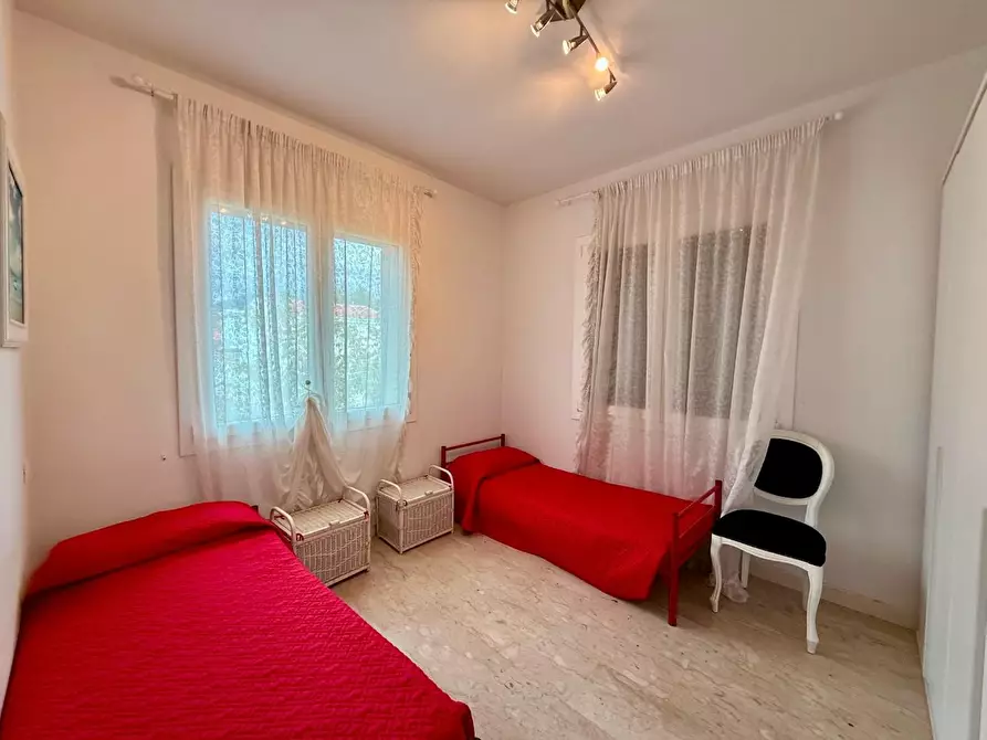 Immagine 9 di Casa bifamiliare in vendita  a Forte Dei Marmi