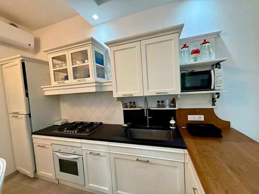 Immagine 3 di Casa bifamiliare in vendita  a Forte Dei Marmi