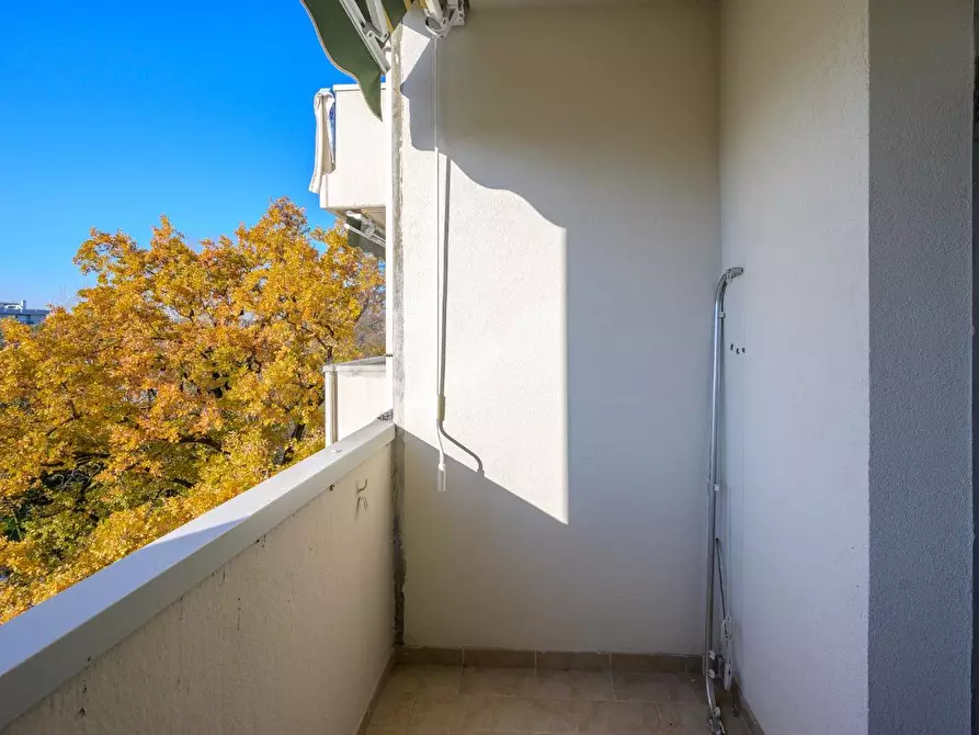 Immagine 38 di Appartamento in vendita  a Reggio Nell'emilia