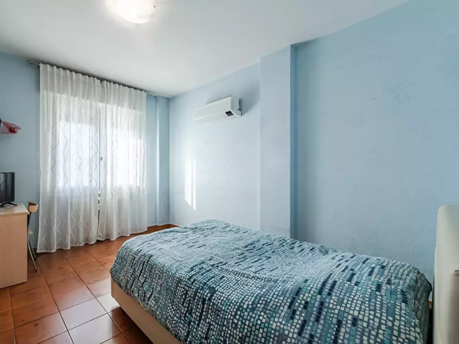 Immagine 28 di Appartamento in vendita  a Reggio Nell'emilia