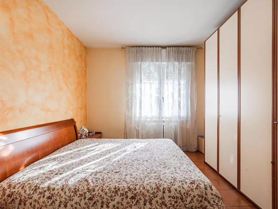 Immagine 25 di Appartamento in vendita  a Reggio Nell'emilia