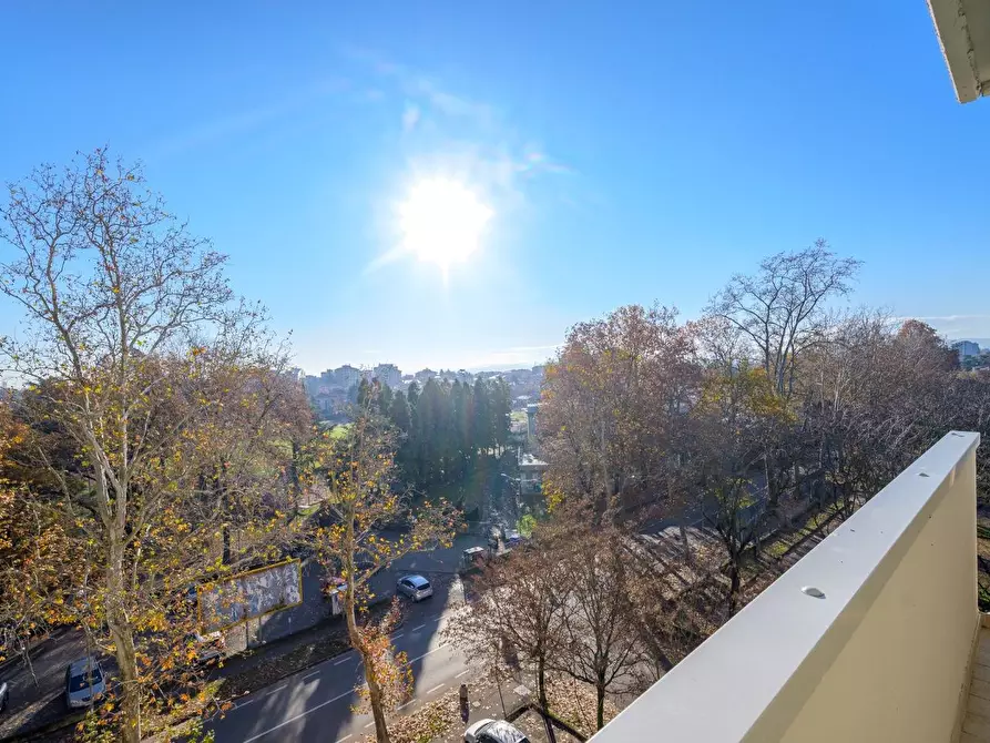 Immagine 34 di Appartamento in vendita  a Reggio Nell'emilia