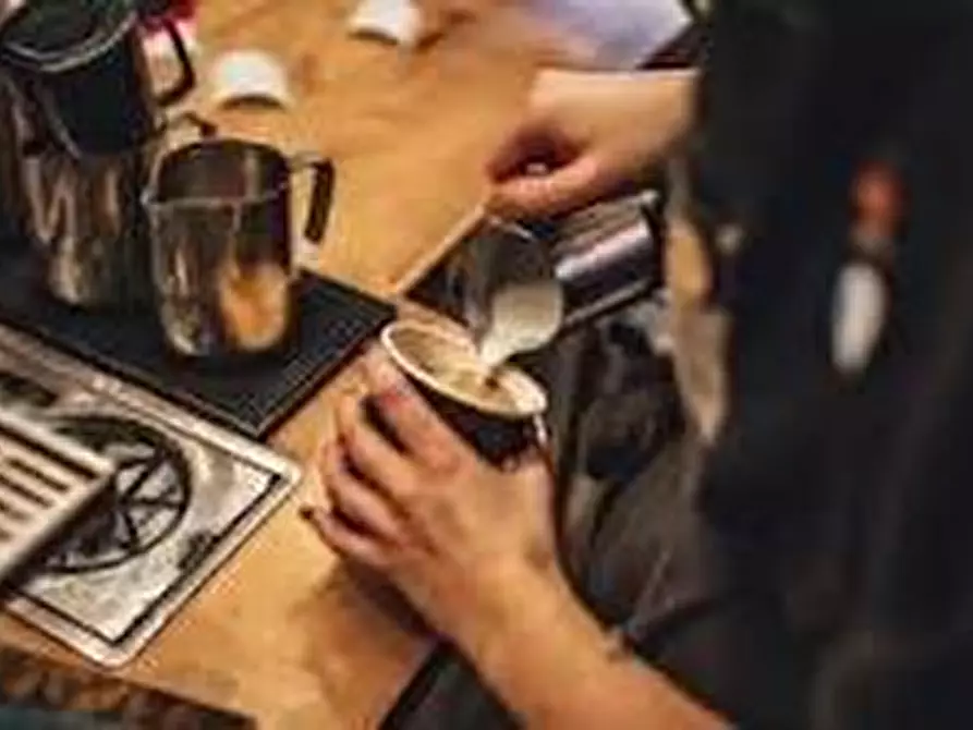 Immagine 2 di Bar / Ristorante in vendita  a Massarosa