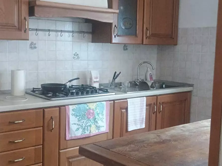 Immagine 9 di Appartamento in vendita  a Viareggio