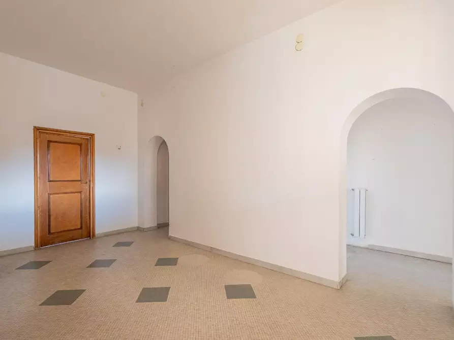 Immagine 28 di Mansarda in vendita  a Pisa