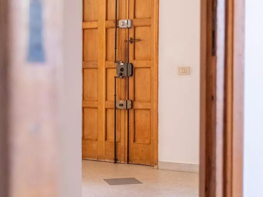 Immagine 11 di Mansarda in vendita  a Pisa