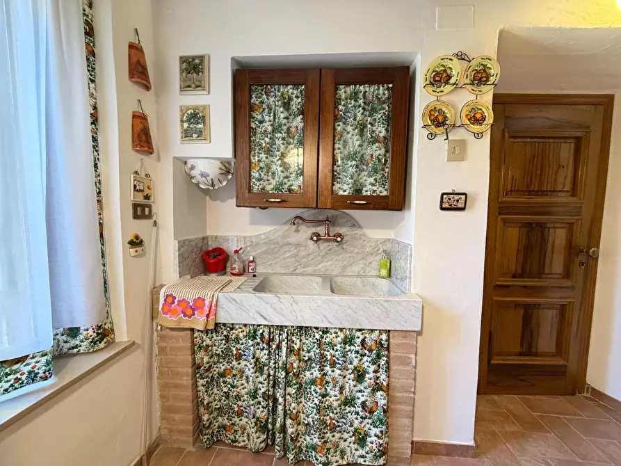 Immagine 11 di Appartamento in vendita  a Chianni