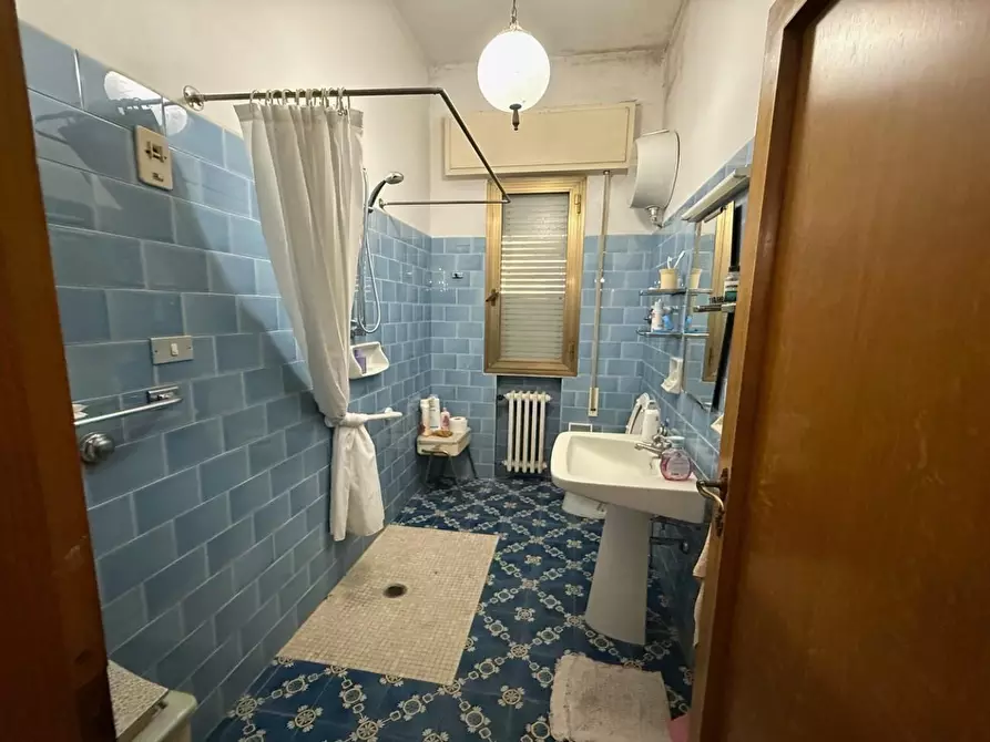 Immagine 13 di Villa in vendita  a Certaldo