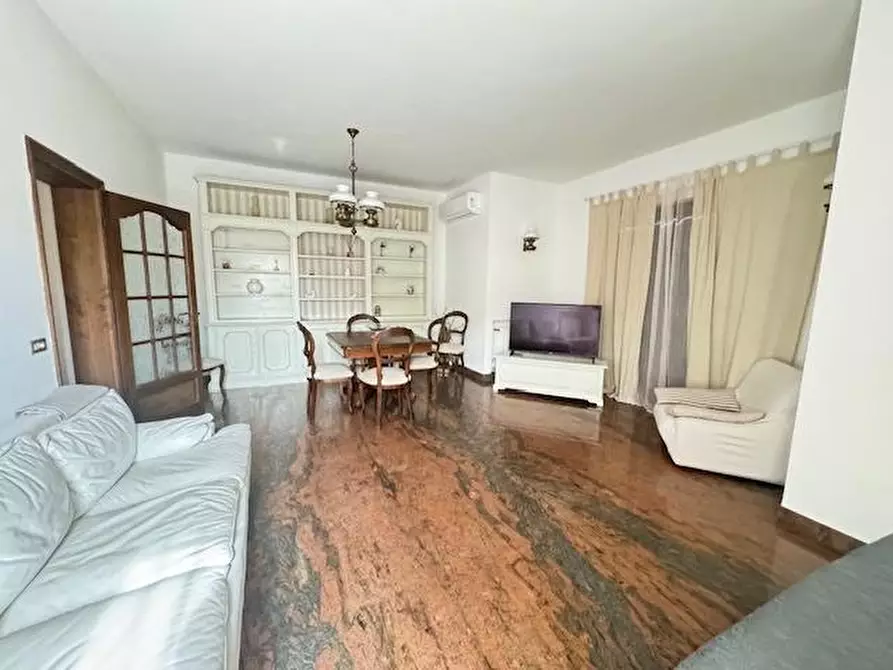 Immagine 8 di Villa in vendita  a Forte Dei Marmi