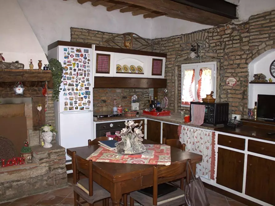 Immagine 1 di Terratetto in vendita  a Crespina Lorenzana