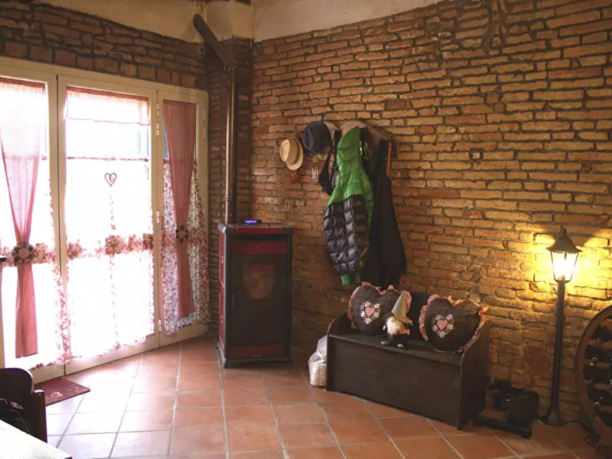 Immagine 11 di Terratetto in vendita  a Crespina Lorenzana