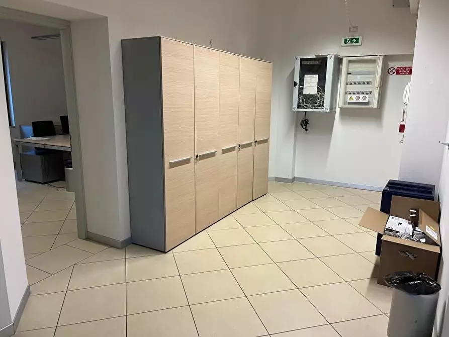 Immagine 5 di Ufficio in affitto  a Pisa