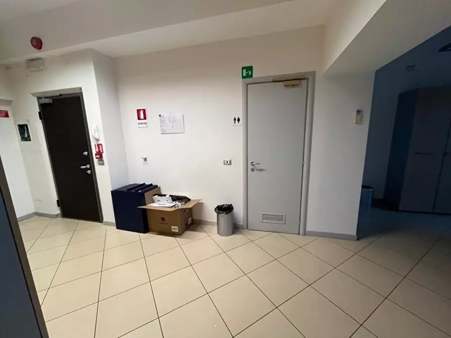 Immagine 3 di Ufficio in affitto  a Pisa