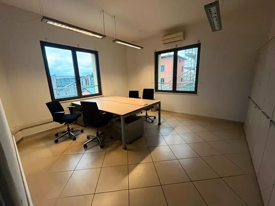 Immagine 6 di Ufficio in affitto  a Pisa