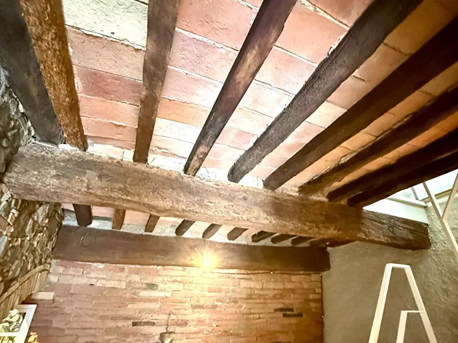 Immagine 6 di Porzione di casa in vendita  a Chianni