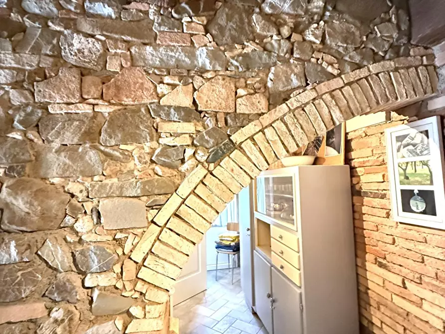 Immagine 5 di Porzione di casa in vendita  a Chianni