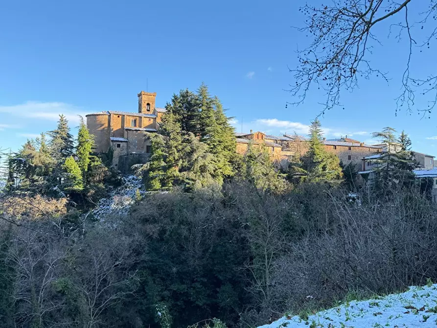 Immagine 1 di Porzione di casa in vendita  a Chianni
