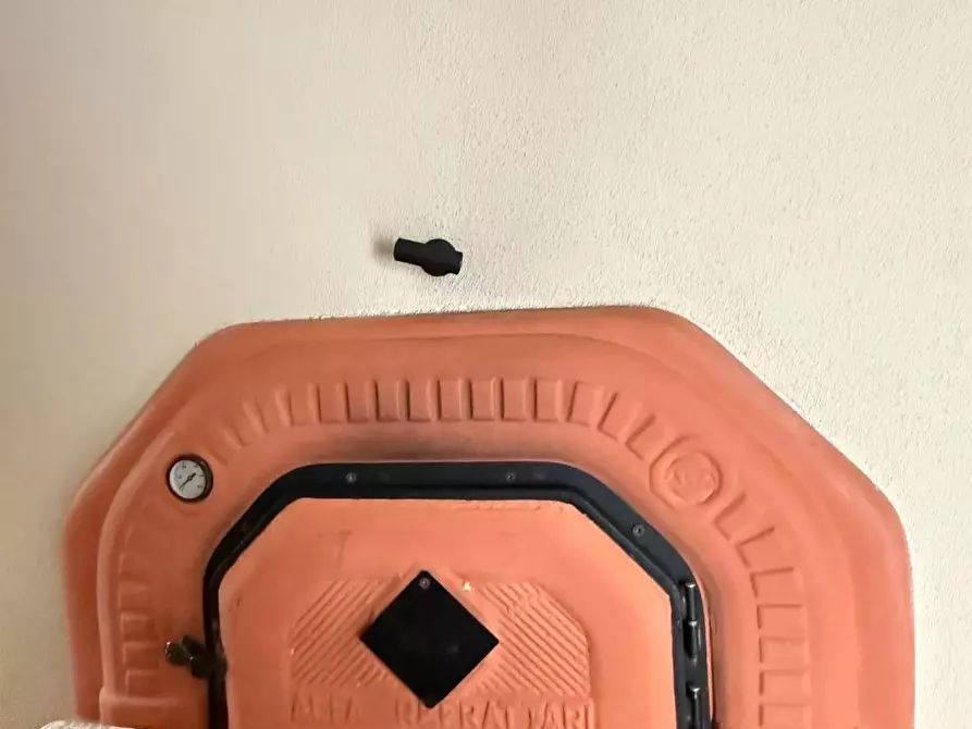 Immagine 15 di Porzione di casa in vendita  a Chianni