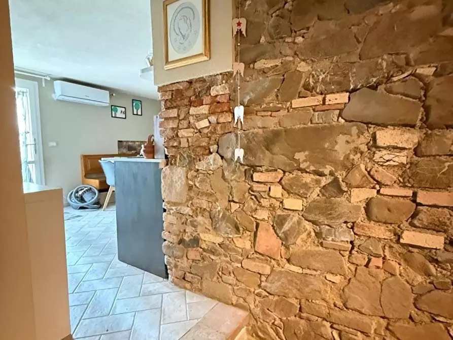 Immagine 9 di Porzione di casa in vendita  a Chianni
