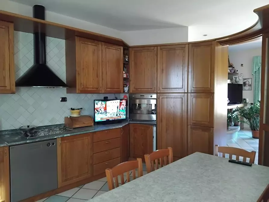 Immagine 7 di Appartamento in vendita  a Pontedera