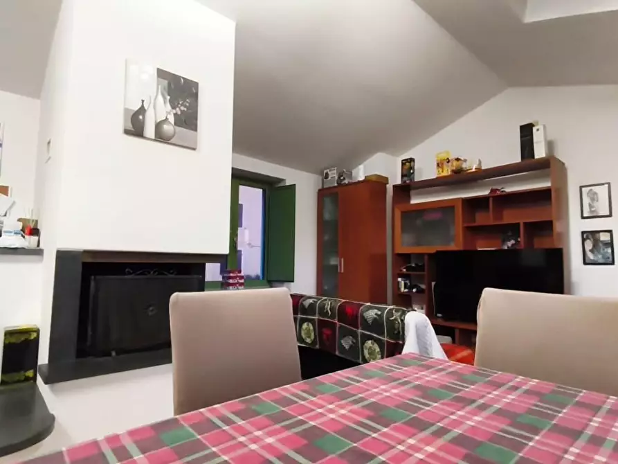 Immagine 4 di Appartamento in affitto  a Carrara