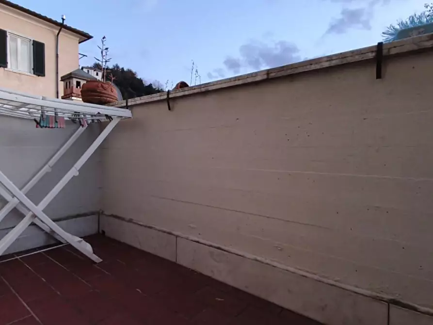 Immagine 5 di Appartamento in affitto  a Carrara