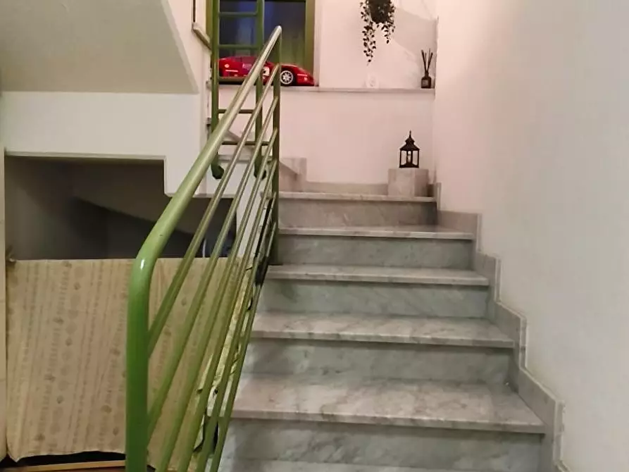 Immagine 10 di Appartamento in affitto  a Carrara