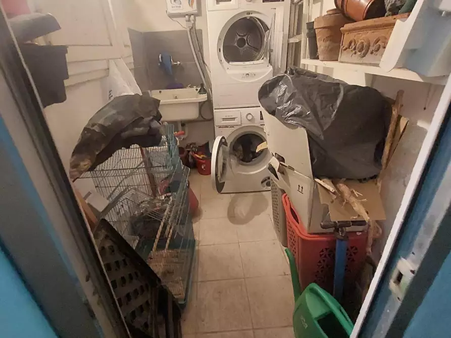 Immagine 26 di Appartamento in vendita  a Pontedera