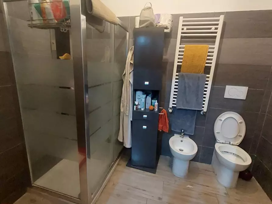 Immagine 11 di Appartamento in vendita  a Pontedera