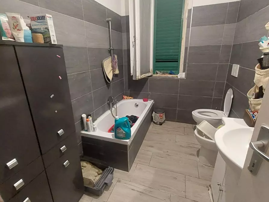 Immagine 16 di Appartamento in vendita  a Pontedera