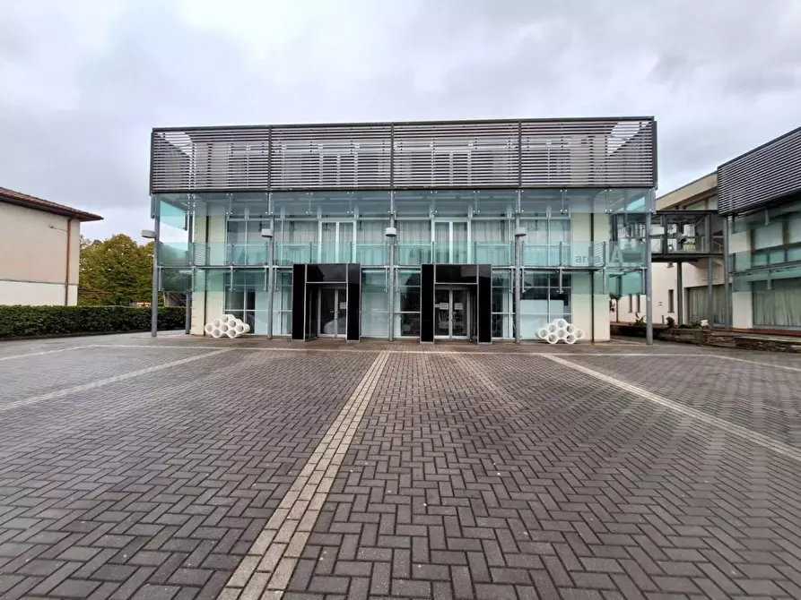 Immagine 1 di Capannone industriale in vendita  a Capannori