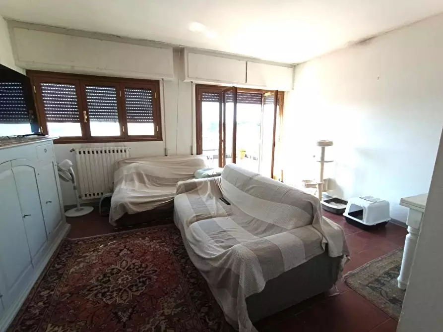 Immagine 8 di Mansarda in vendita  a Massa