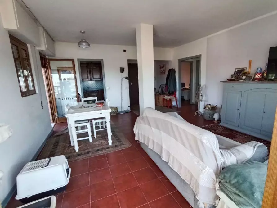 Immagine 6 di Mansarda in vendita  a Massa