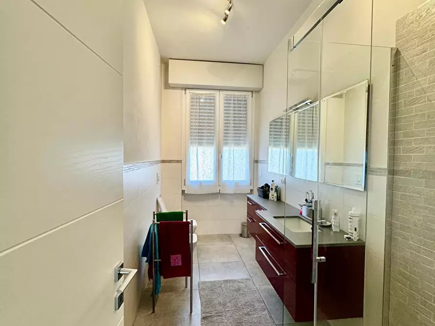 Immagine 18 di Appartamento in vendita  a Firenze