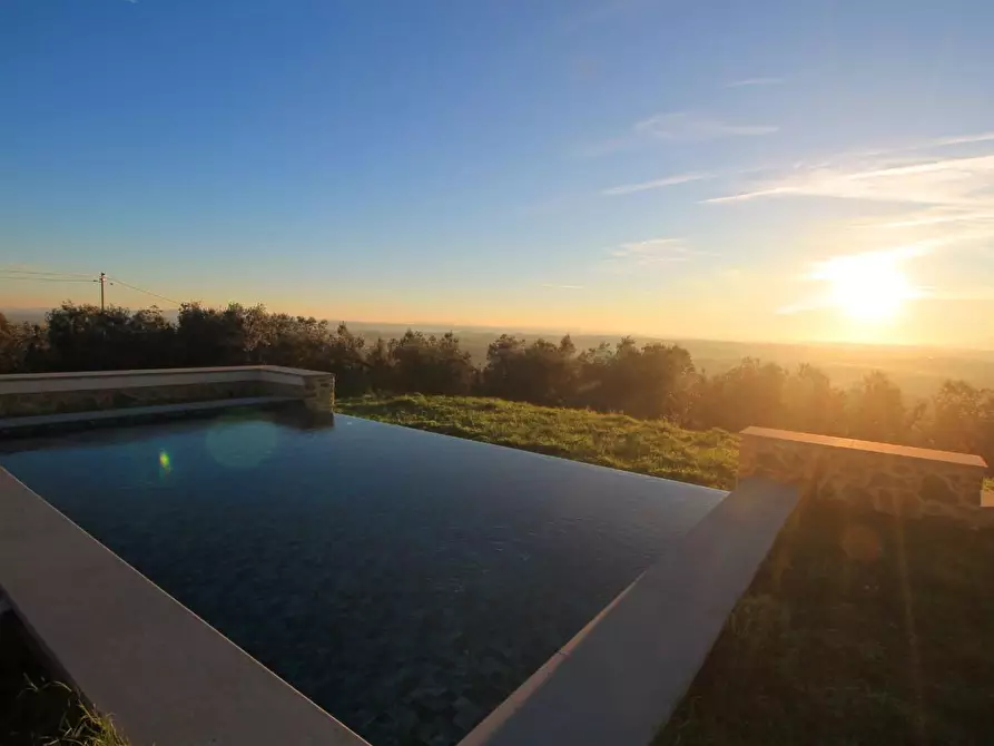 Immagine 4 di Casa colonica in vendita  a Vinci