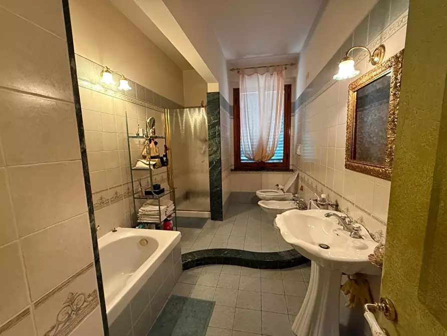 Immagine 14 di Appartamento in vendita  a Certaldo